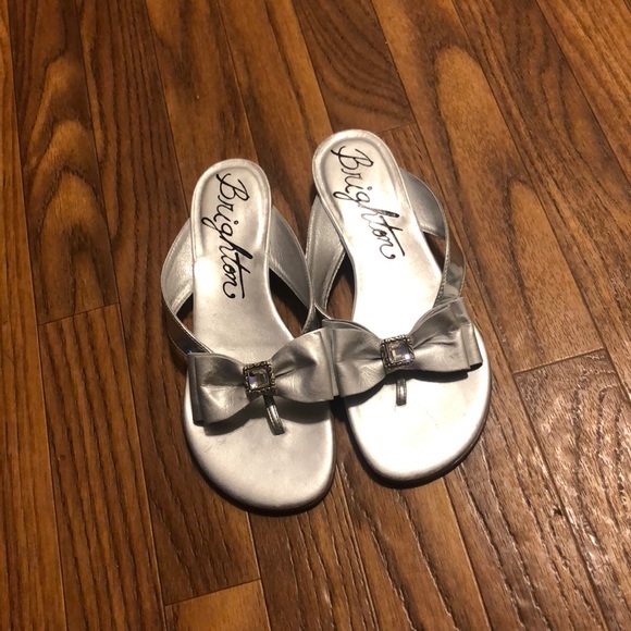 Cute brand new sandals. - Picture 3 of 3